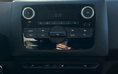 Renault Duster, 2022 год, 2 050 000 рублей, 3 фотография