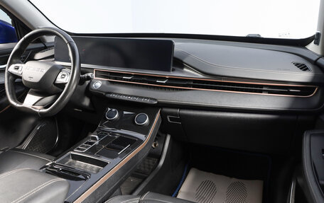 CheryExeed LX, 2022 год, 1 799 000 рублей, 16 фотография