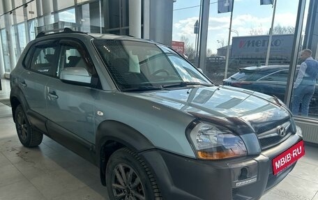 Hyundai Tucson III, 2008 год, 700 000 рублей, 3 фотография