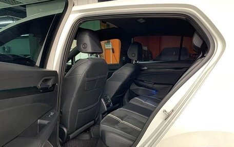 Volkswagen Golf VIII, 2022 год, 1 987 000 рублей, 11 фотография