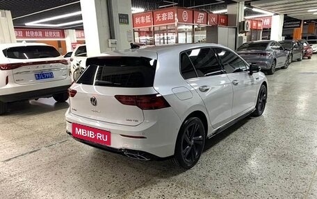 Volkswagen Golf VIII, 2022 год, 1 987 000 рублей, 6 фотография