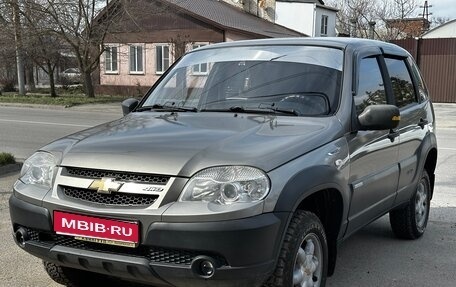 Chevrolet Niva I рестайлинг, 2013 год, 680 000 рублей, 1 фотография
