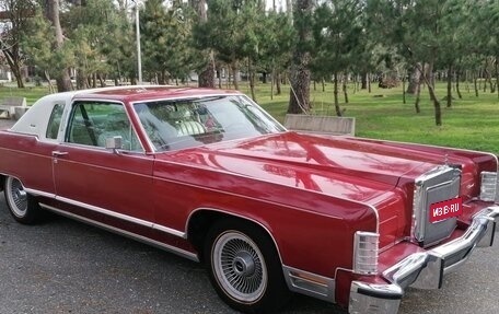 Lincoln Continental V, 1979 год, 1 фотография