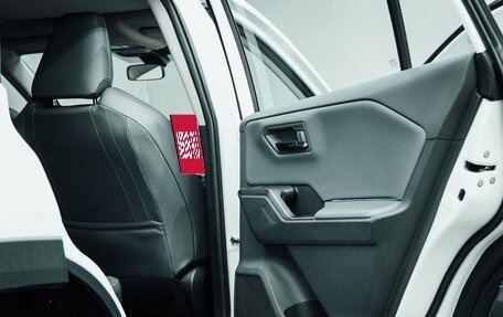 Toyota RAV4, 2025 год, 4 700 000 рублей, 15 фотография