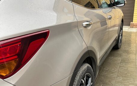 Hyundai Santa Fe III рестайлинг, 2017 год, 2 499 000 рублей, 3 фотография