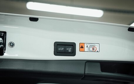 Toyota RAV4, 2025 год, 4 700 000 рублей, 40 фотография