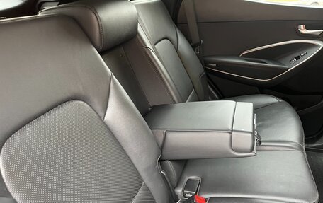 Hyundai Santa Fe III рестайлинг, 2017 год, 2 499 000 рублей, 16 фотография