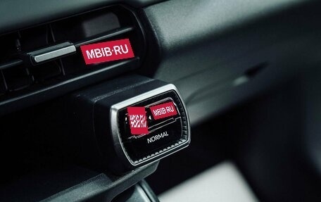 Toyota RAV4, 2025 год, 4 700 000 рублей, 24 фотография