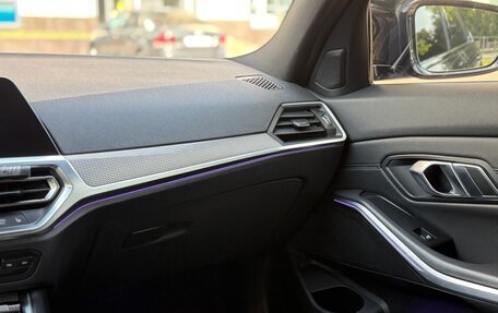 BMW 3 серия, 2019 год, 3 490 000 рублей, 15 фотография