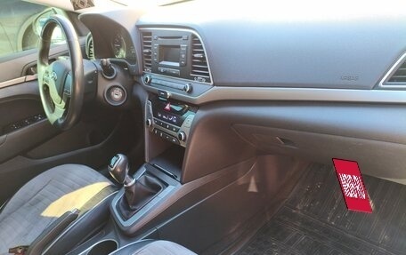 Hyundai Elantra VI рестайлинг, 2016 год, 1 550 000 рублей, 13 фотография