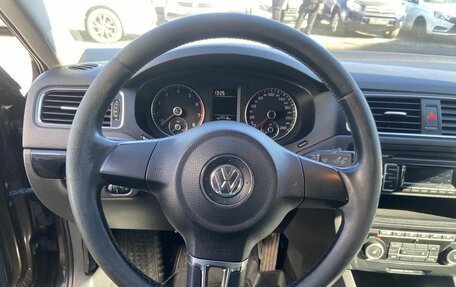 Volkswagen Jetta VI, 2012 год, 732 000 рублей, 11 фотография
