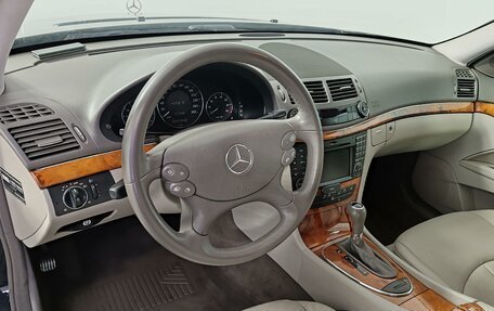 Mercedes-Benz E-Класс, 2008 год, 1 069 000 рублей, 20 фотография