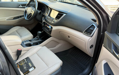 Hyundai Tucson III, 2016 год, 1 989 000 рублей, 8 фотография