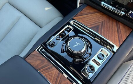 Rolls-Royce Cullinan, 2020 год, 36 500 000 рублей, 10 фотография