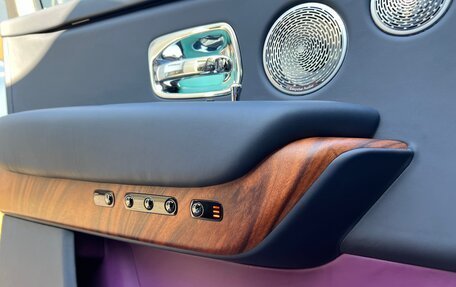 Rolls-Royce Cullinan, 2020 год, 36 500 000 рублей, 13 фотография