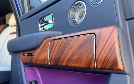 Rolls-Royce Cullinan, 2020 год, 36 500 000 рублей, 29 фотография