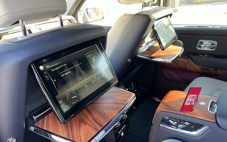 Rolls-Royce Cullinan, 2020 год, 36 500 000 рублей, 38 фотография