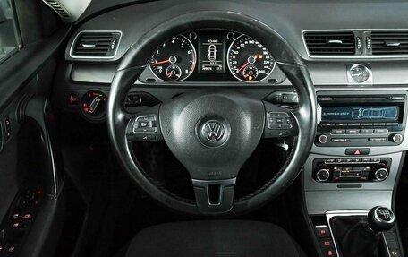 Volkswagen Passat B7, 2011 год, 1 075 000 рублей, 5 фотография