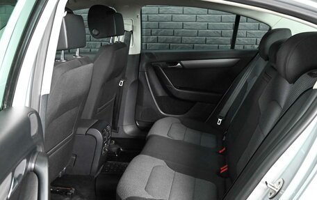 Volkswagen Passat B7, 2011 год, 1 075 000 рублей, 10 фотография