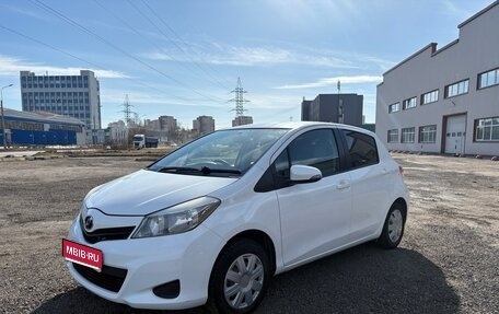 Toyota Vitz, 2013 год, 720 000 рублей, 1 фотография