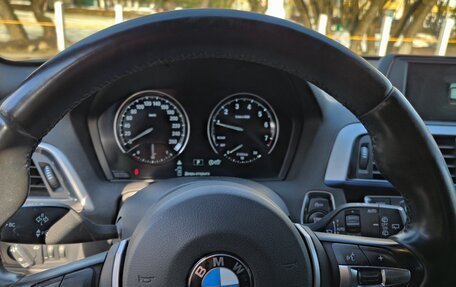 BMW 1 серия, 2019 год, 1 900 000 рублей, 13 фотография