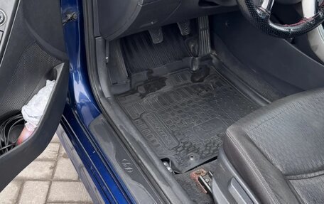 Hyundai Elantra V, 2011 год, 900 000 рублей, 9 фотография