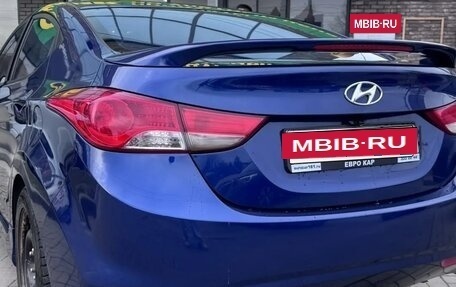 Hyundai Elantra V, 2011 год, 900 000 рублей, 6 фотография