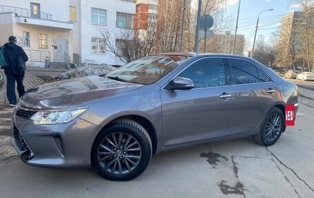 Toyota Camry, 2016 год, 2 200 000 рублей, 4 фотография