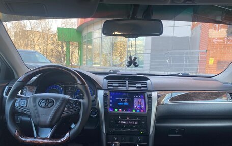 Toyota Camry, 2016 год, 2 200 000 рублей, 17 фотография