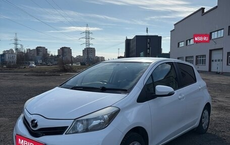 Toyota Vitz, 2013 год, 720 000 рублей, 16 фотография