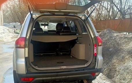 Mitsubishi Pajero Sport II рестайлинг, 2015 год, 2 150 000 рублей, 5 фотография