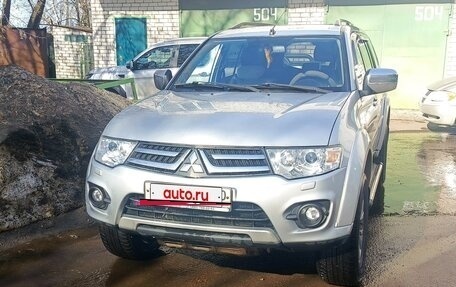 Mitsubishi Pajero Sport II рестайлинг, 2015 год, 2 150 000 рублей, 10 фотография