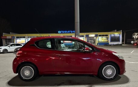 Peugeot 208 II, 2013 год, 820 000 рублей, 2 фотография