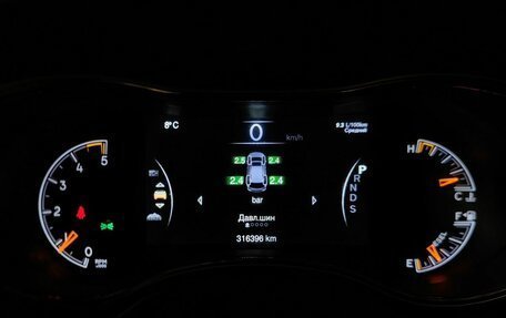 Jeep Grand Cherokee, 2014 год, 1 855 000 рублей, 16 фотография