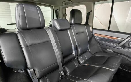 Mitsubishi Pajero IV, 2008 год, 1 499 000 рублей, 17 фотография