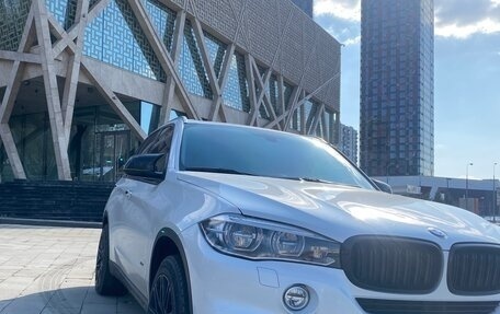 BMW X5, 2016 год, 3 200 000 рублей, 3 фотография