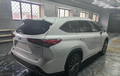 Toyota Highlander, 2025 год, 5 490 000 рублей, 6 фотография
