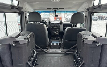 Land Rover Defender I, 2013 год, 2 640 000 рублей, 13 фотография