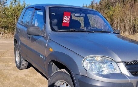 Chevrolet Niva I рестайлинг, 2010 год, 580 000 рублей, 3 фотография