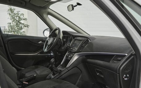 Opel Zafira C рестайлинг, 2017 год, 1 650 800 рублей, 7 фотография