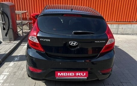 Hyundai Solaris II рестайлинг, 2013 год, 750 000 рублей, 2 фотография