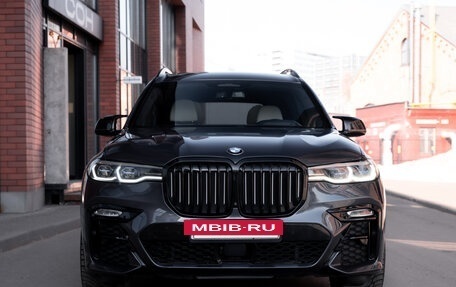 BMW X7, 2021 год, 7 900 000 рублей, 4 фотография