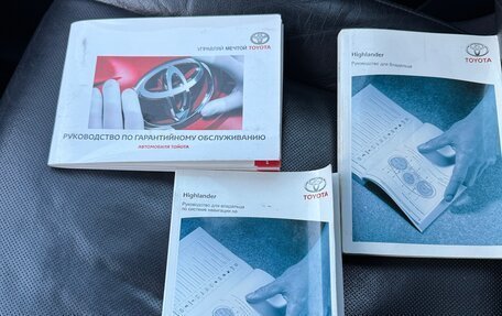 Toyota Highlander III, 2011 год, 2 070 000 рублей, 12 фотография
