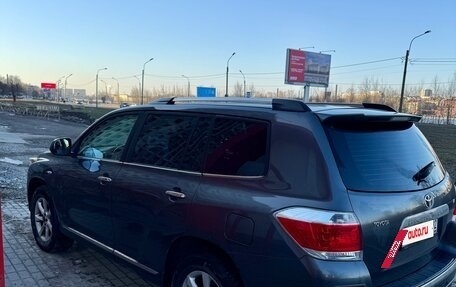 Toyota Highlander III, 2011 год, 2 070 000 рублей, 4 фотография