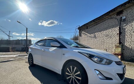 Hyundai Elantra V, 2015 год, 990 000 рублей, 6 фотография