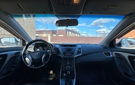 Hyundai Elantra V, 2015 год, 990 000 рублей, 9 фотография