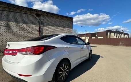 Hyundai Elantra V, 2015 год, 990 000 рублей, 4 фотография