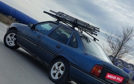 Opel Vectra A, 1989 год, 120 000 рублей, 10 фотография