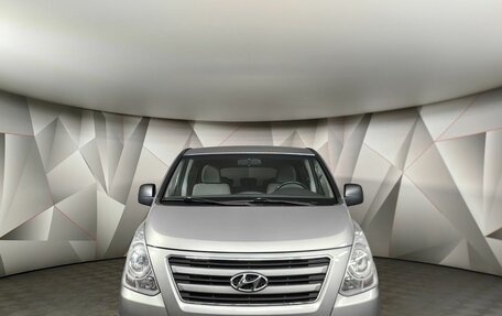 Hyundai H-1 II рестайлинг, 2015 год, 2 199 000 рублей, 7 фотография