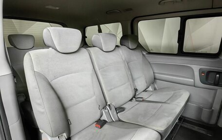 Hyundai H-1 II рестайлинг, 2015 год, 2 199 000 рублей, 17 фотография